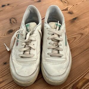 Reebok Club C 85 Vintage Sneaker - Women's size 9.5 M